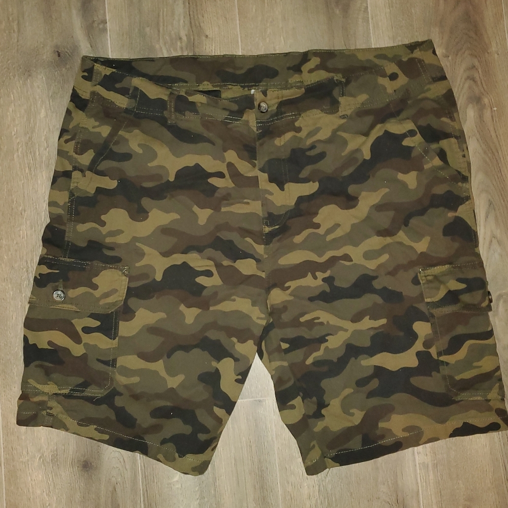 Men's Highland Originals Camo Shorts Size 42